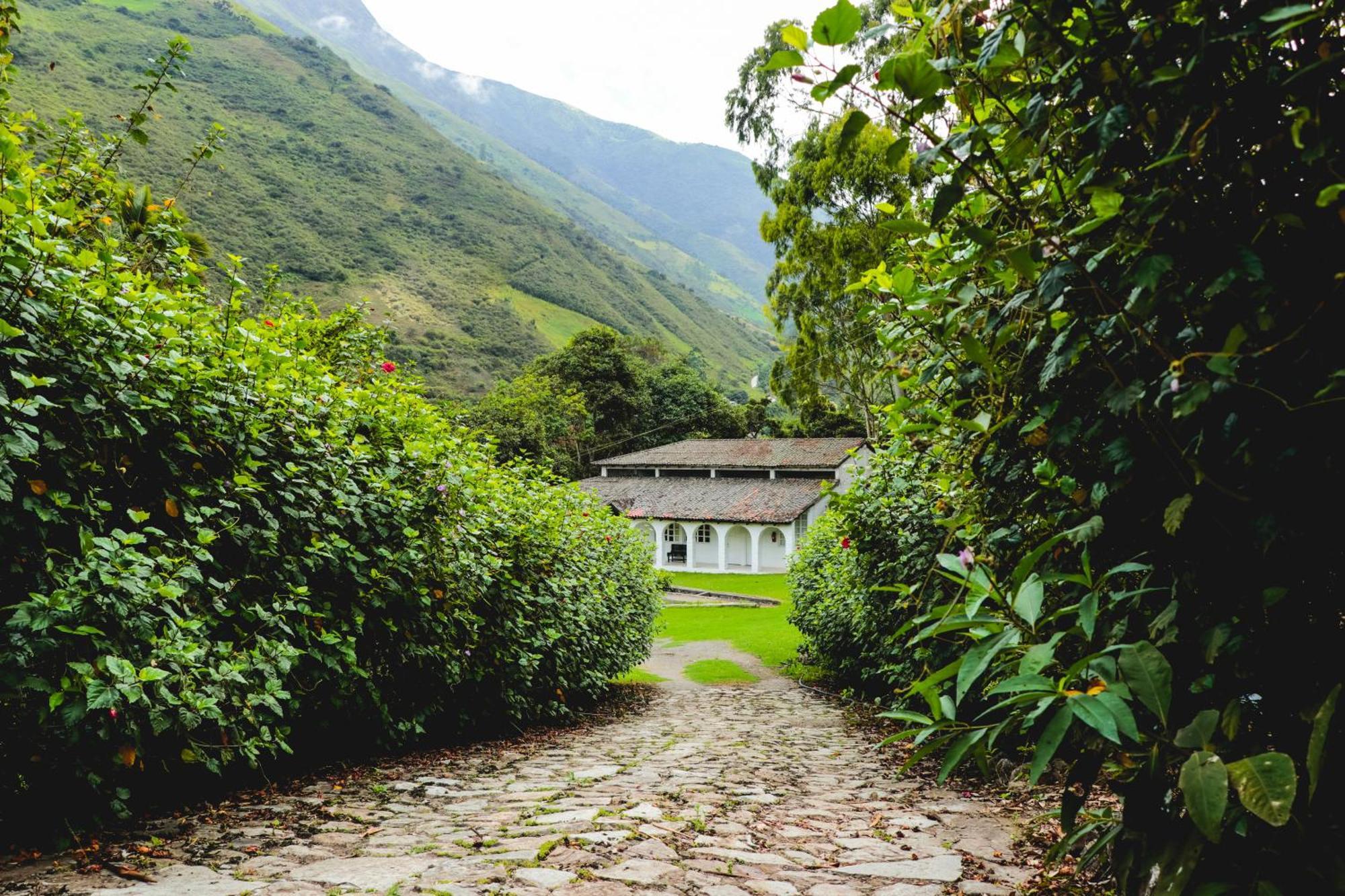 Huigra 埃特纳普利玛维拉宾馆酒店 外观 照片