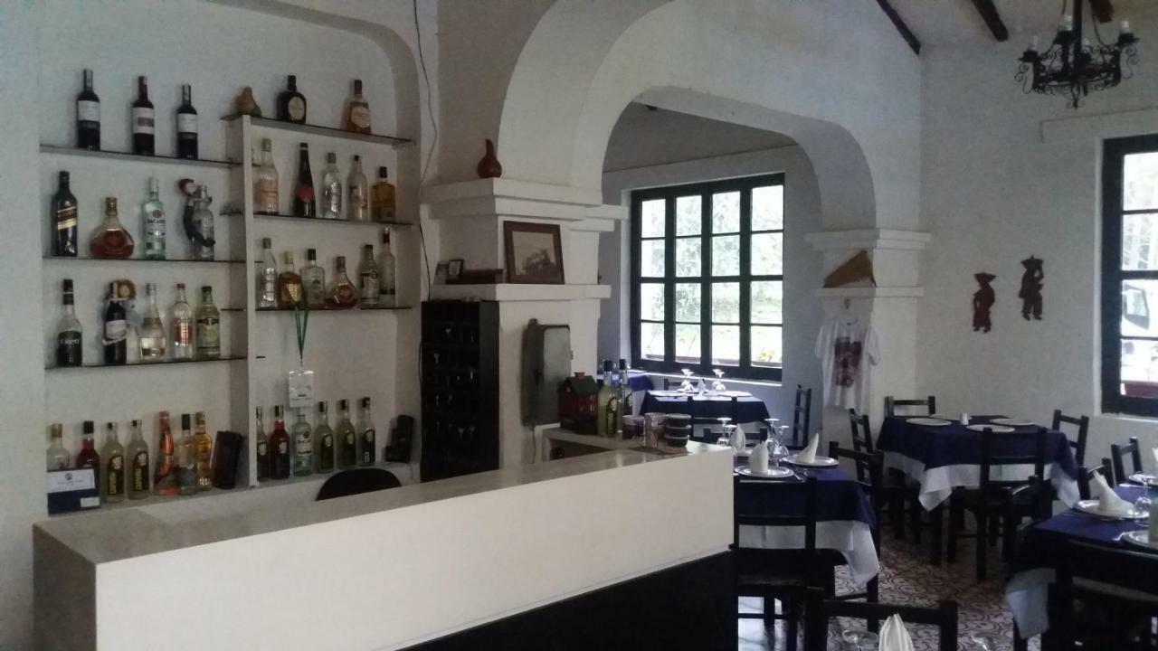 Huigra 埃特纳普利玛维拉宾馆酒店 外观 照片